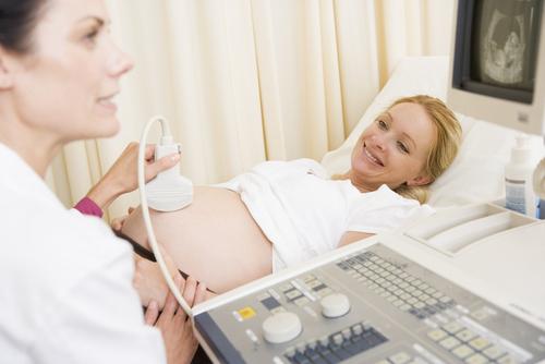 एक स्त्री रोग विशेषज्ञ गर्भवती कैसे निर्धारित करते हैं?