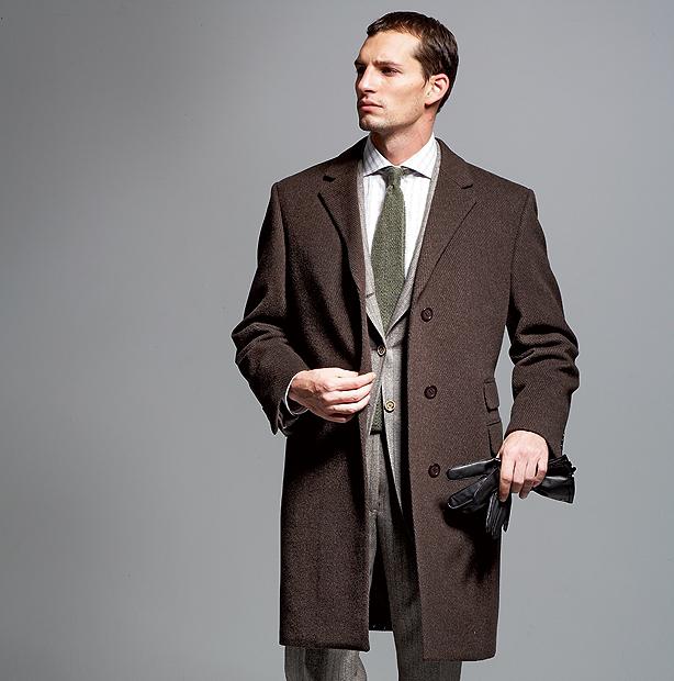 पुरुषों की रेनकोट: उनकी विशेषताएं और चयन मानदंड